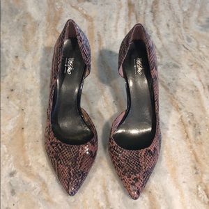 Mossimo snakeskin pumps